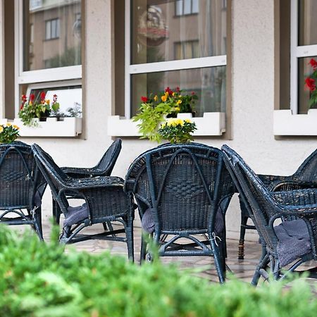 Hotel Monaco Namest nad Oslavou Bagian luar foto